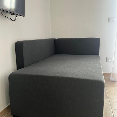 شقة La Casa Del Sole Fonte Nuova المظهر الخارجي الصورة
